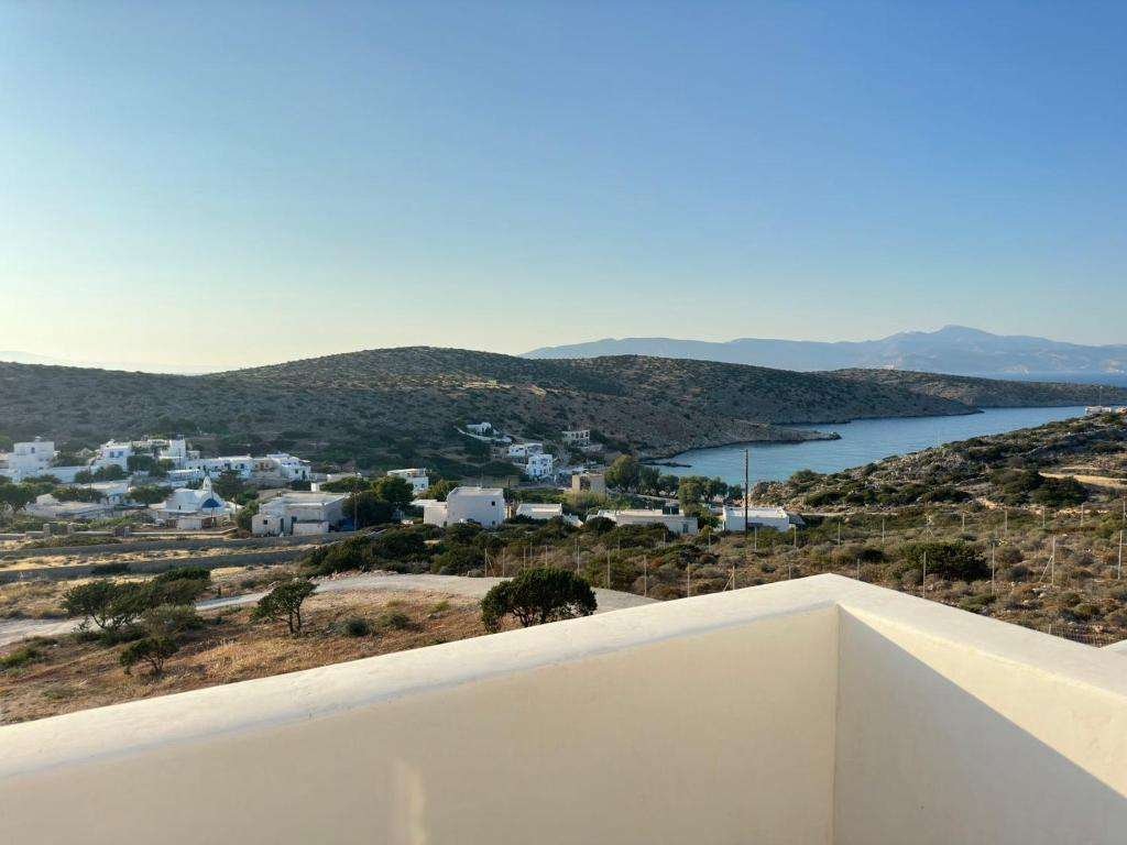 Private Double bedroom with Balcony